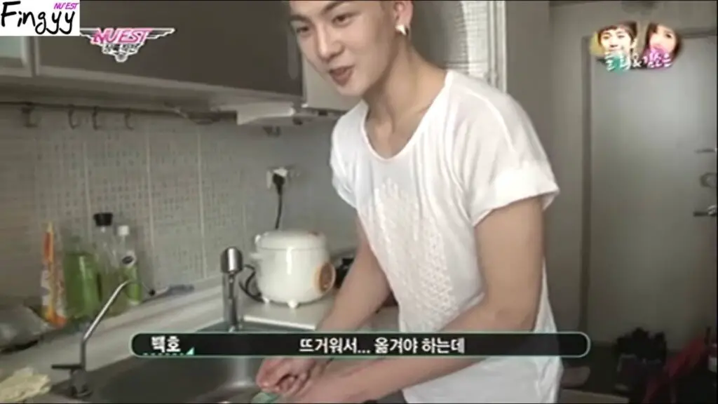 10 K-Pop Idols Who Are Secretly Amazing Chefs