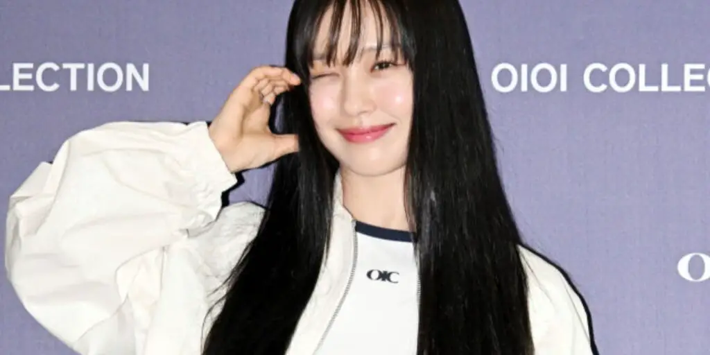 Go Min-si