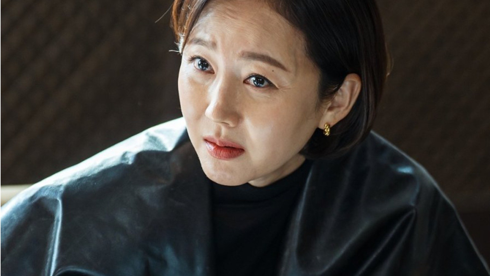 Yeom Jung-Ah as Kim Se-Hui in The Defects (Credits: ENA)